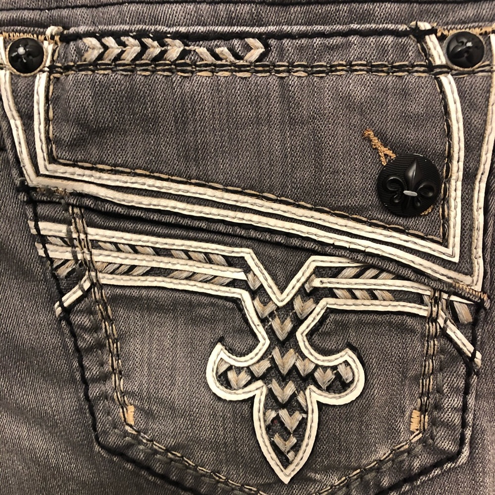Men’s Rock Revival Jeans LIKE NEW